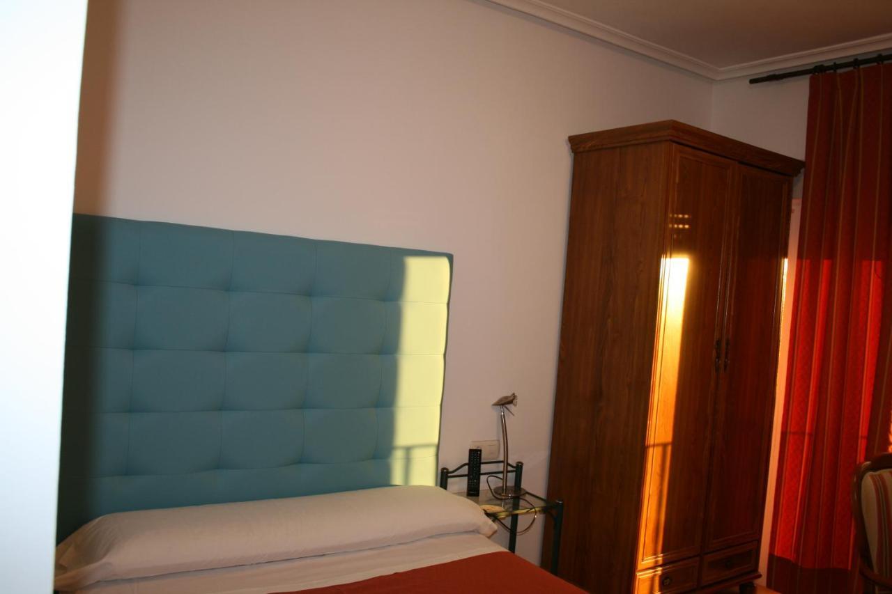 Mirador Del Ermitage Hotel La Baneza Luaran gambar